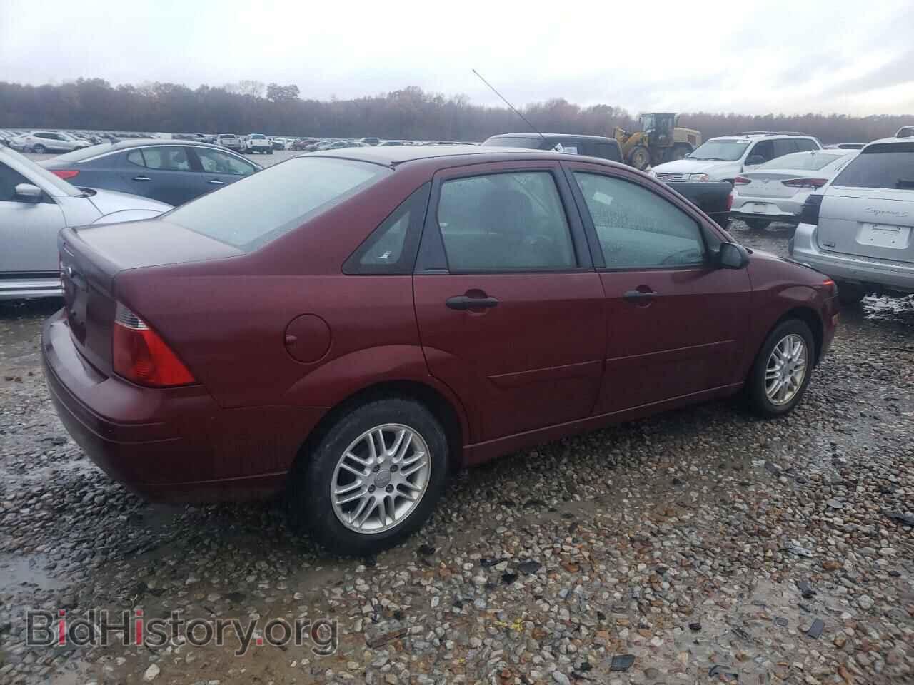 2007 FORD FOCUS - VIN: 1FAFP34N67W319820 - Фото 3