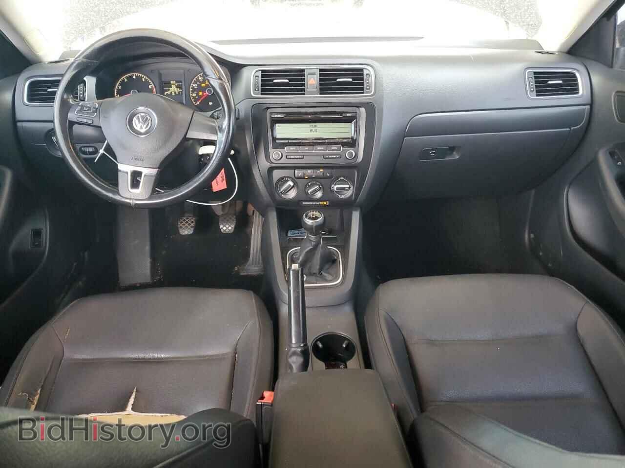 2011 VOLKSWAGEN JETTA - VIN: 3VWBZ7AJ0BM313495 - Фото 8
