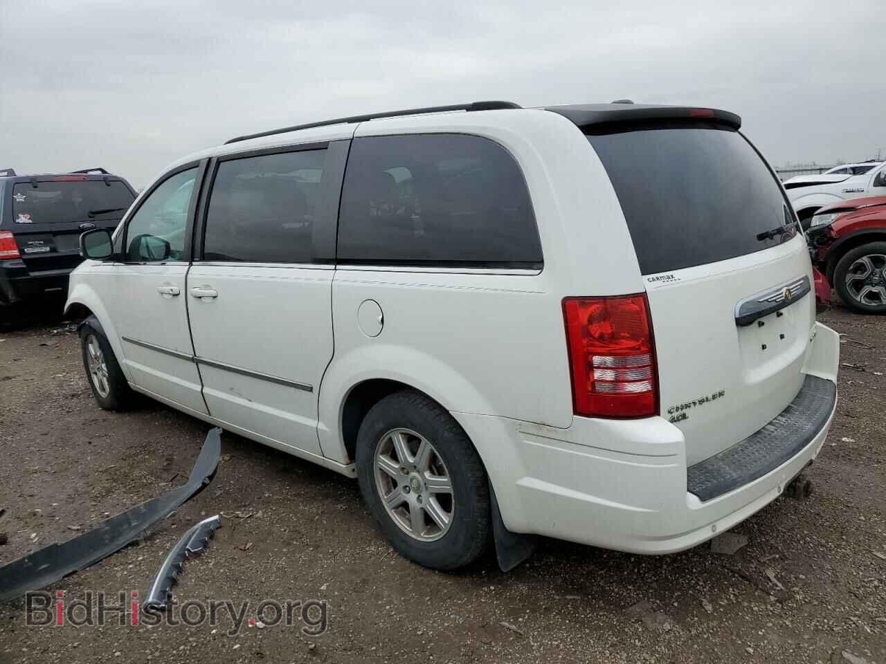2010 CHRYSLER MINIVAN - VIN: 2A4RR5DX7AR193251 - Фото 2