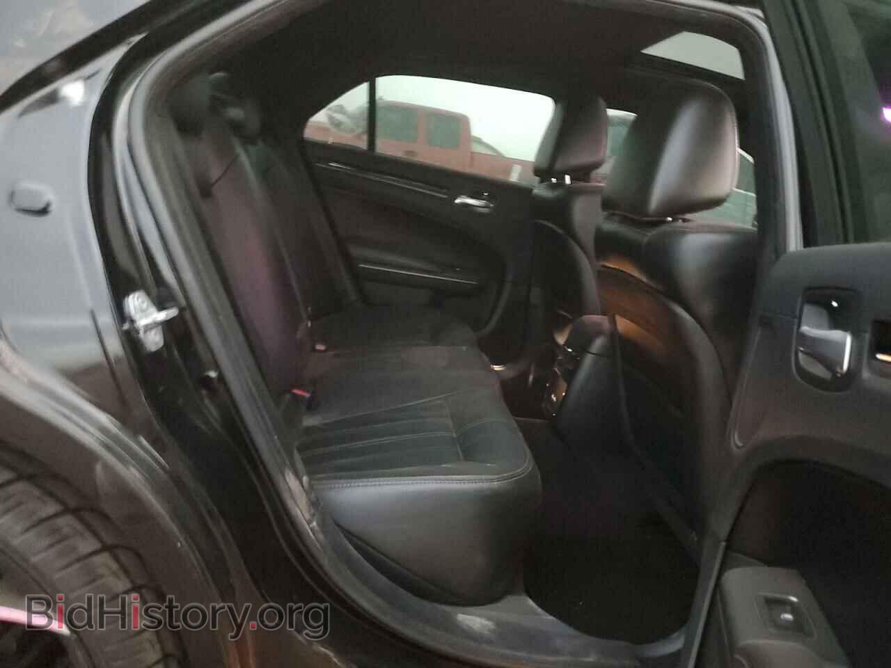 2016 CHRYSLER 300 - VIN: 2C3CCAGG8GH296134 - Фото 10