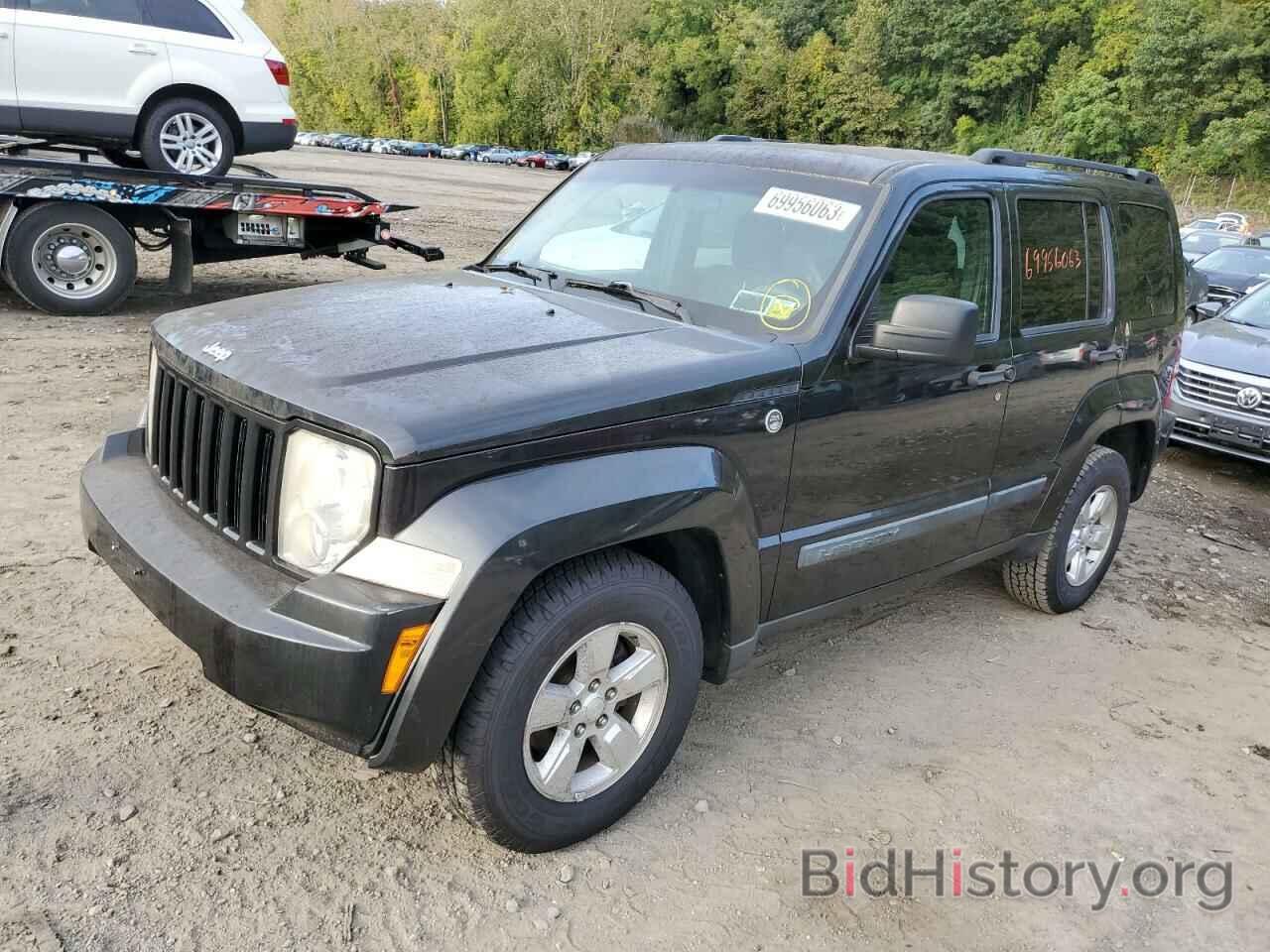 Фотография 1J8GN28K19W532605 - JEEP LIBERTY 2009