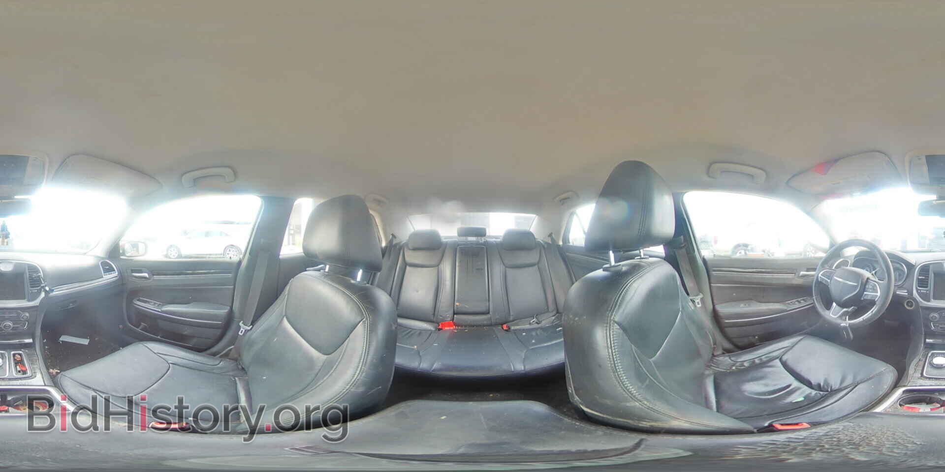 2015 CHRYSLER 300 - VIN: 2C3CCAAG8FH818378 - Фото 15