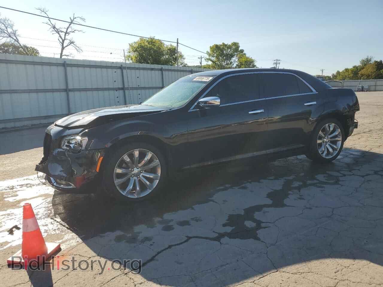 Фотография 2C3CCAEG2KH528030 - CHRYSLER 300 2019