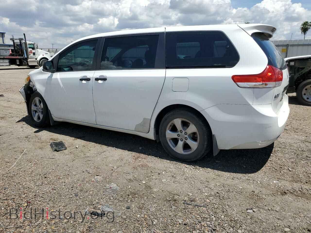 2014 TOYOTA All Models - VIN: 5TDZK3DCXES463632 - Photo 2