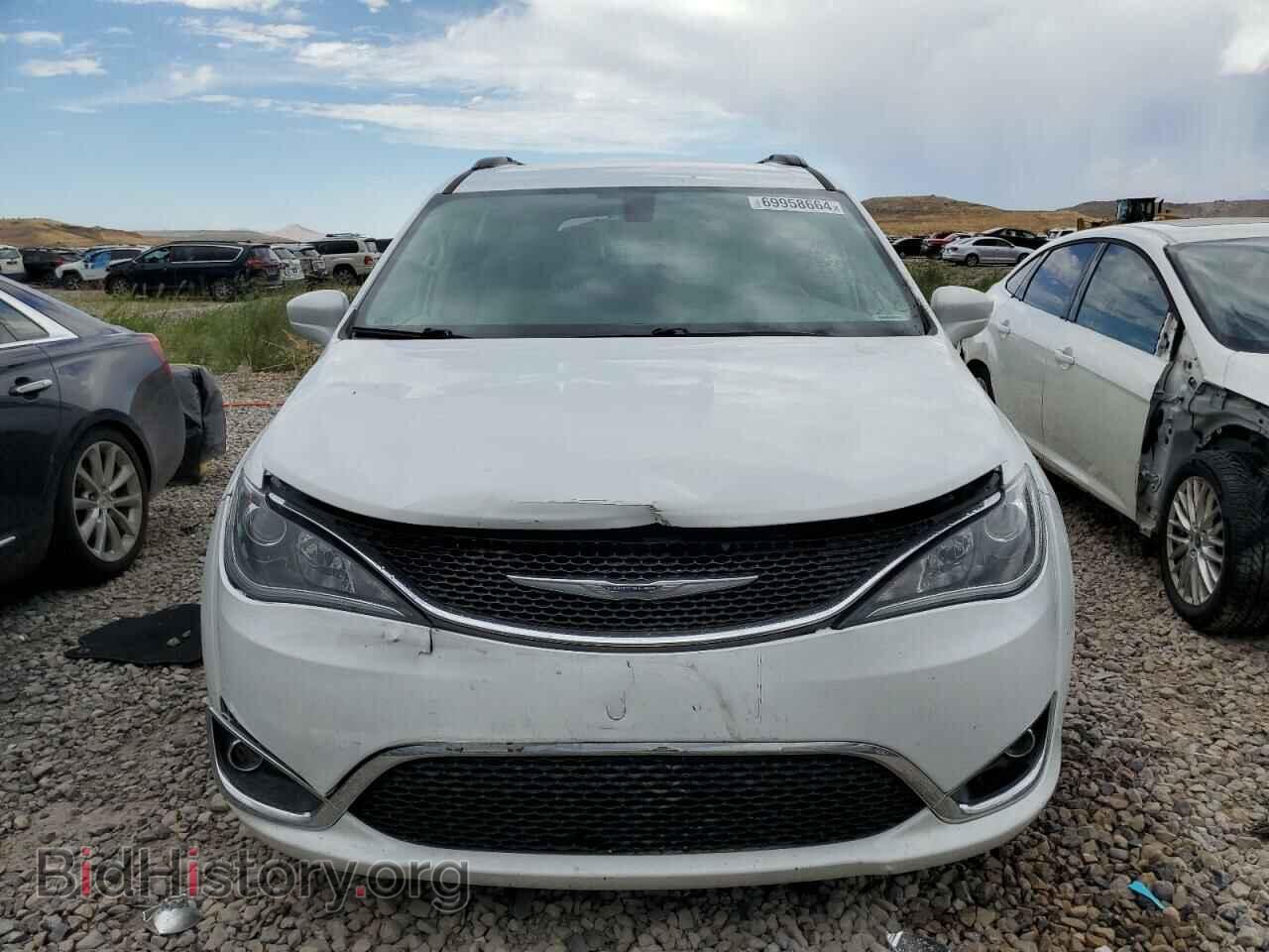 2017 CHRYSLER PACIFICA - VIN: 2C4RC1BGXHR702441 - Фото 5