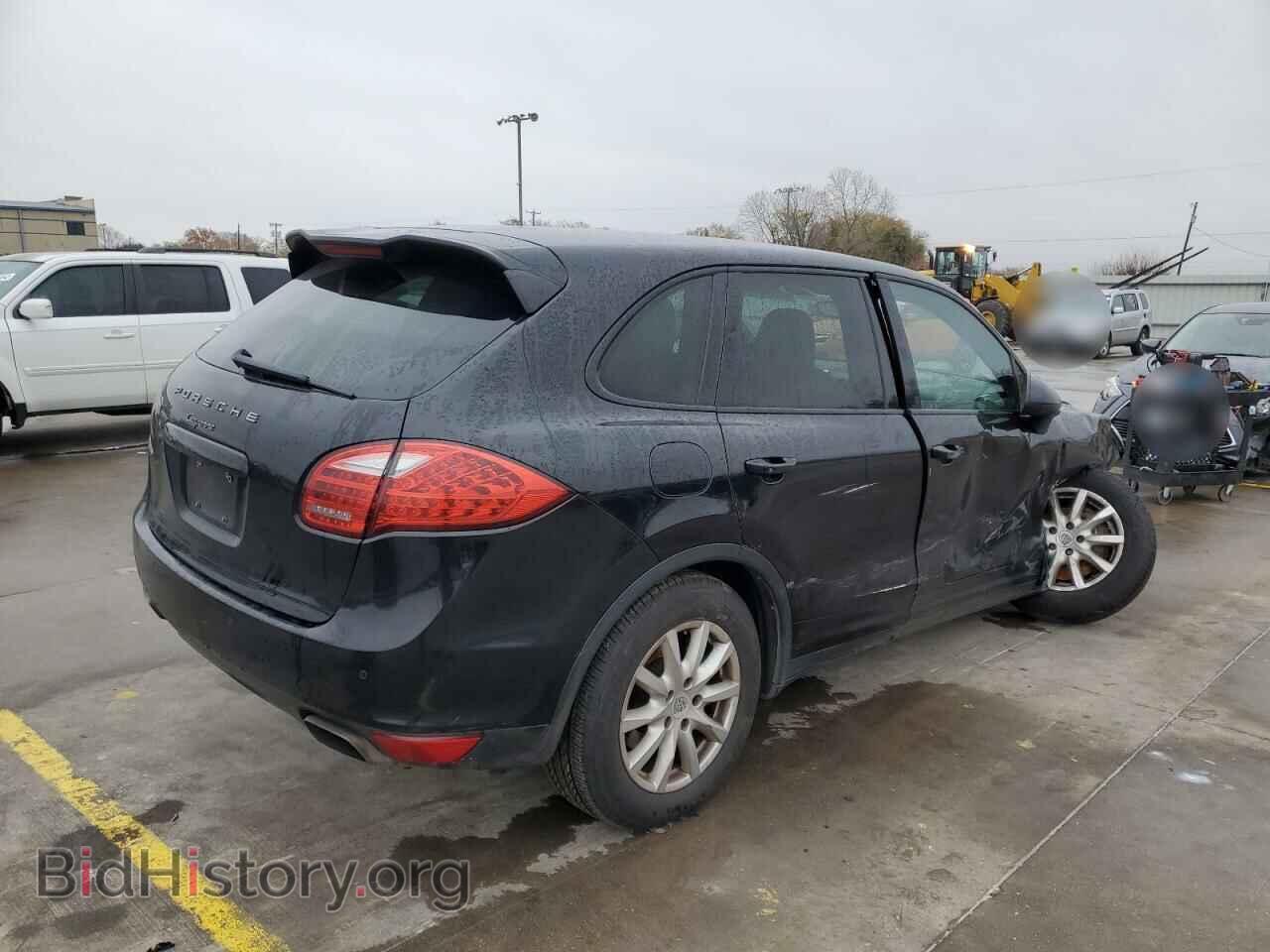 2011 PORSCHE CAYENNE - VIN: WP1AA2A22BLA08372 - Фото 3