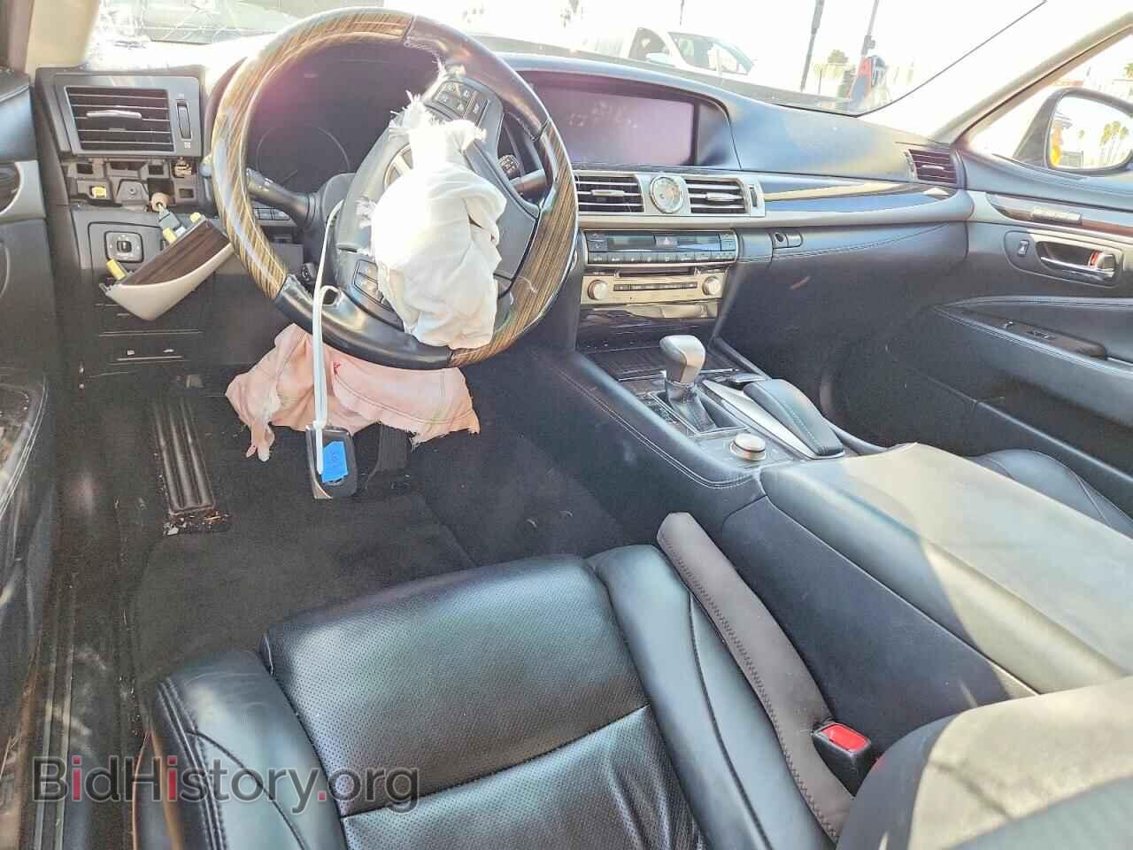 2014 LEXUS LS460 - VIN: JTHBL5EF7E5131252 - Photo 8