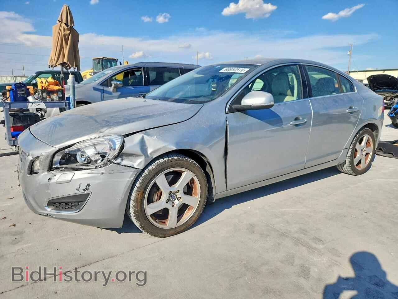 Фотография YV1612FS4D2173360 - VOLVO S60 2013