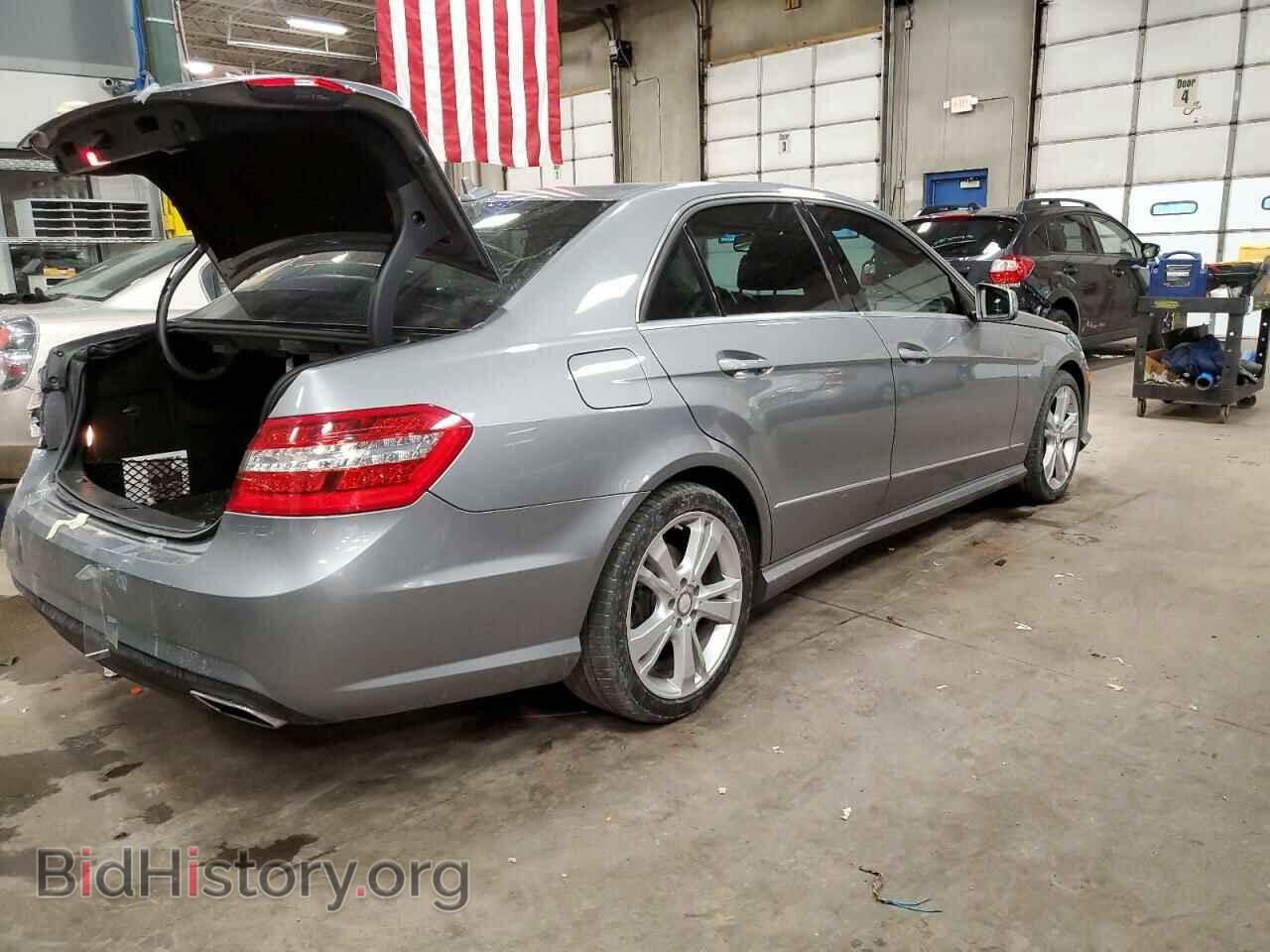 2012 MERCEDES-BENZ E-CLASS - VIN: WDDHF8JB9CA637957 - Фото 3