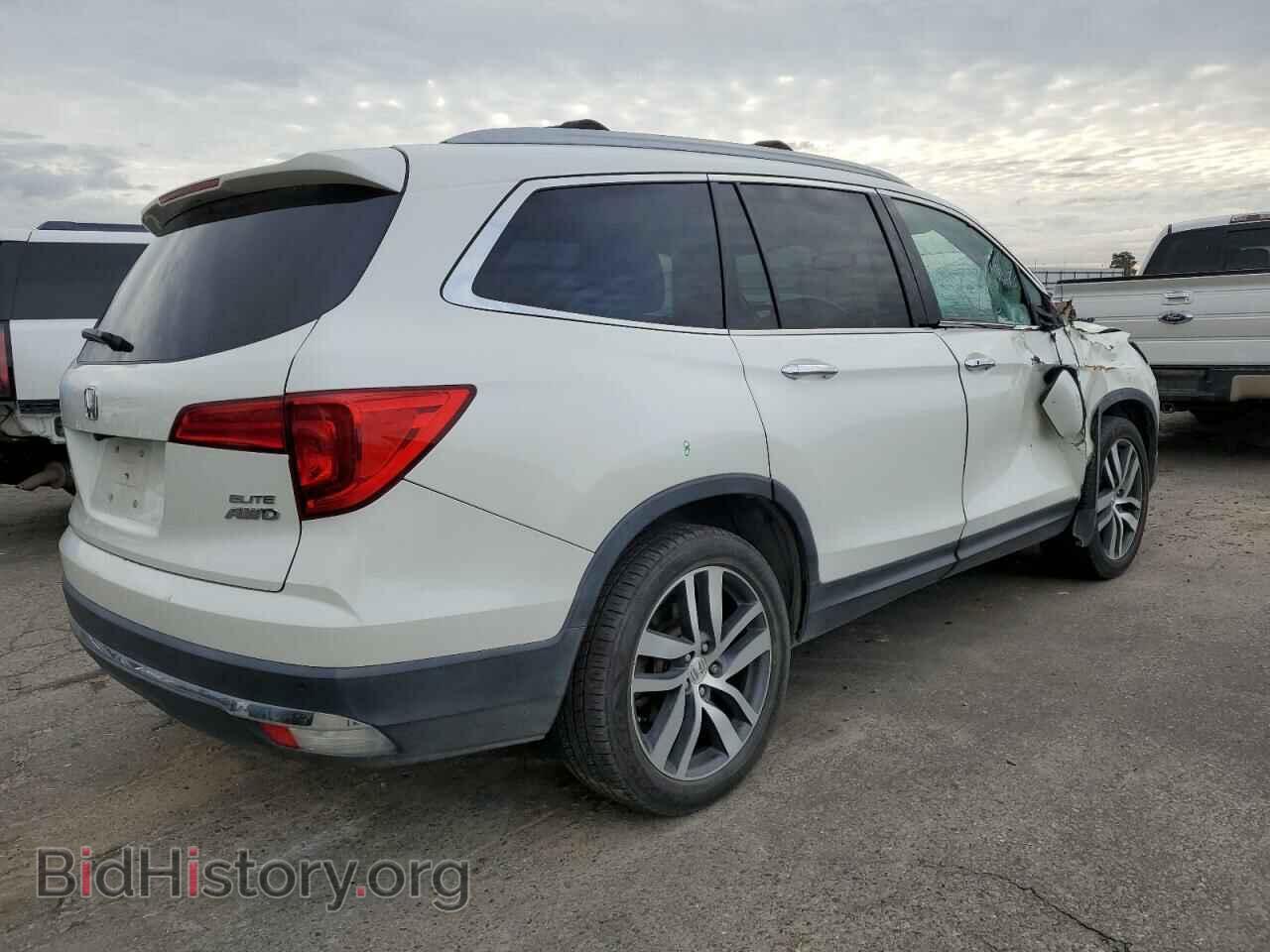 2017 HONDA PILOT - VIN: 5FNYF6H03HB086801 - Фото 3