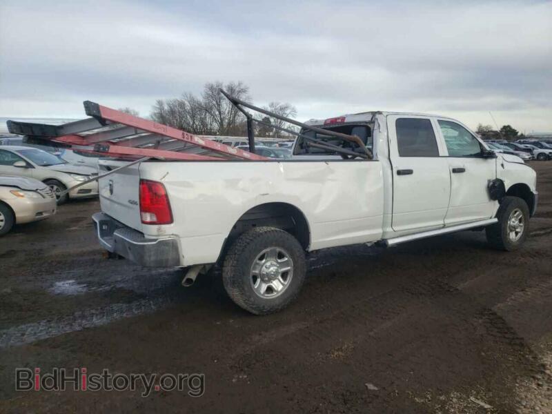 2017 RAM 2500 (VIN 3C6UR5HJ0HG676366) — photo 3 of 12