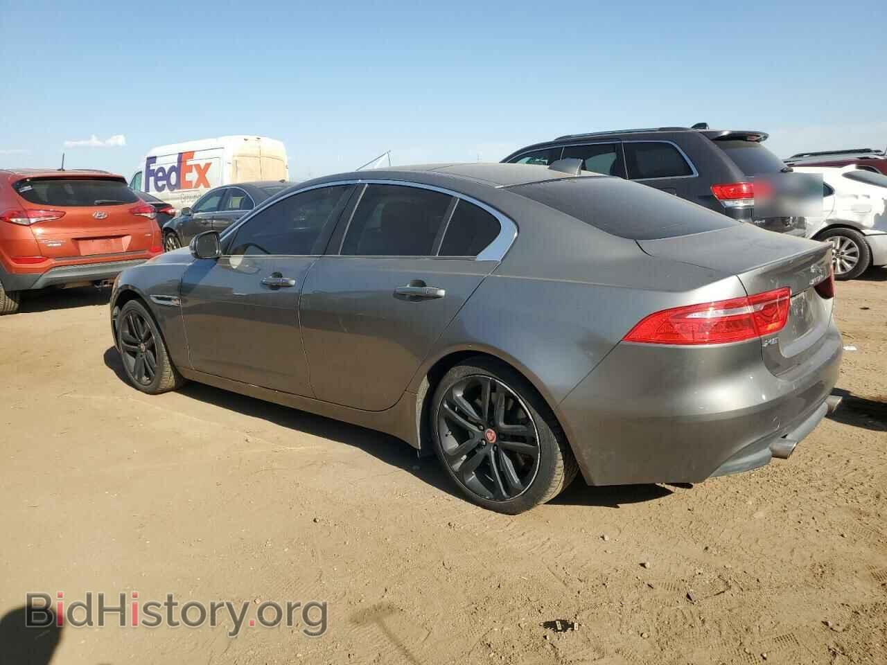 2017 JAGUAR XE - VIN: SAJAJ4BV9HCP10771 - Фото 2