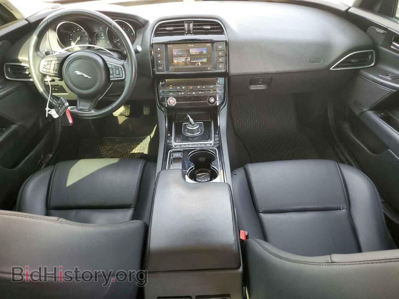 2017 JAGUAR XE - VIN: SAJAJ4BV9HCP10771 - Фото 8
