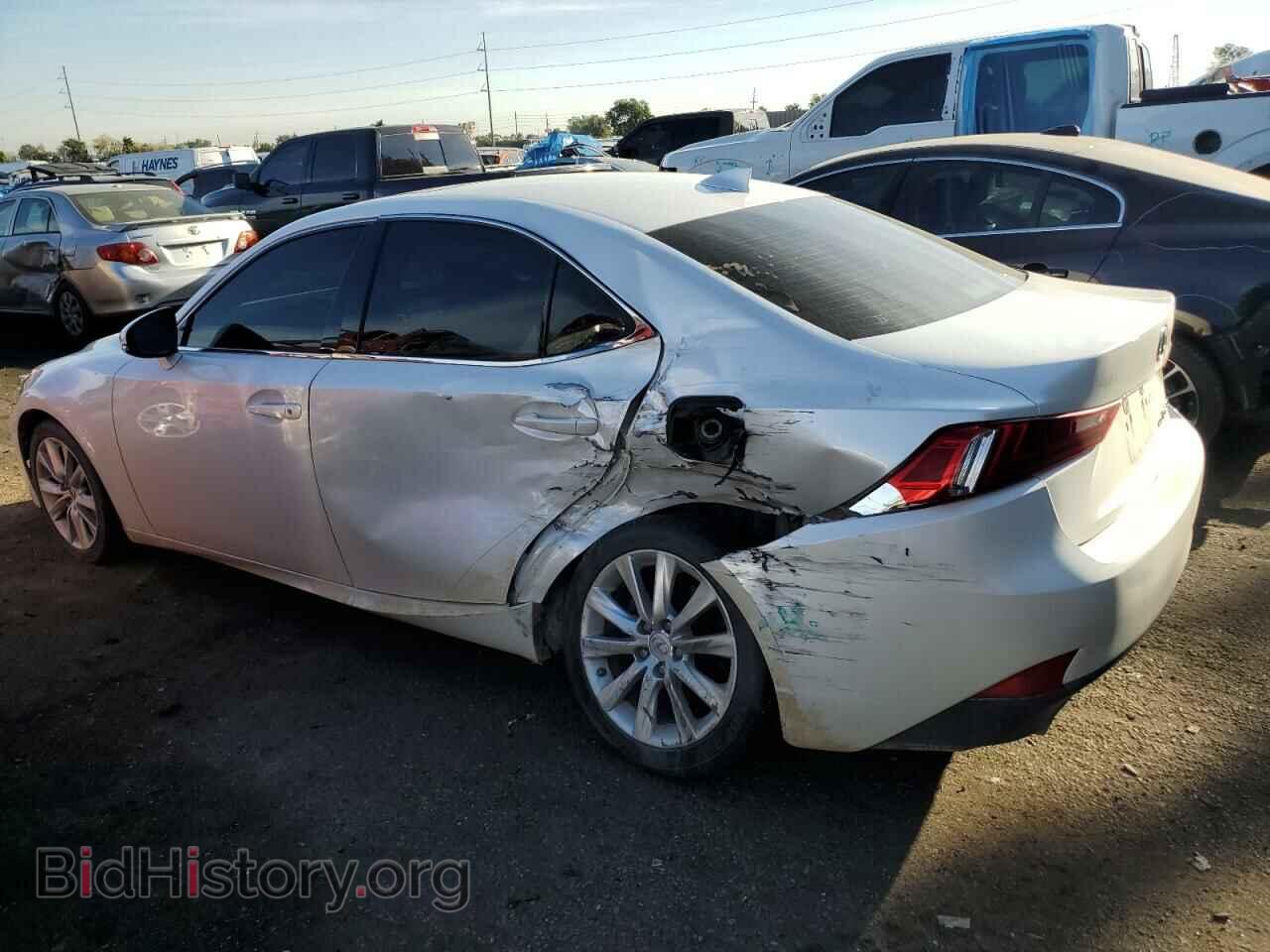 2015 LEXUS IS - VIN: JTHCF1D24F5029802 - Photo 2