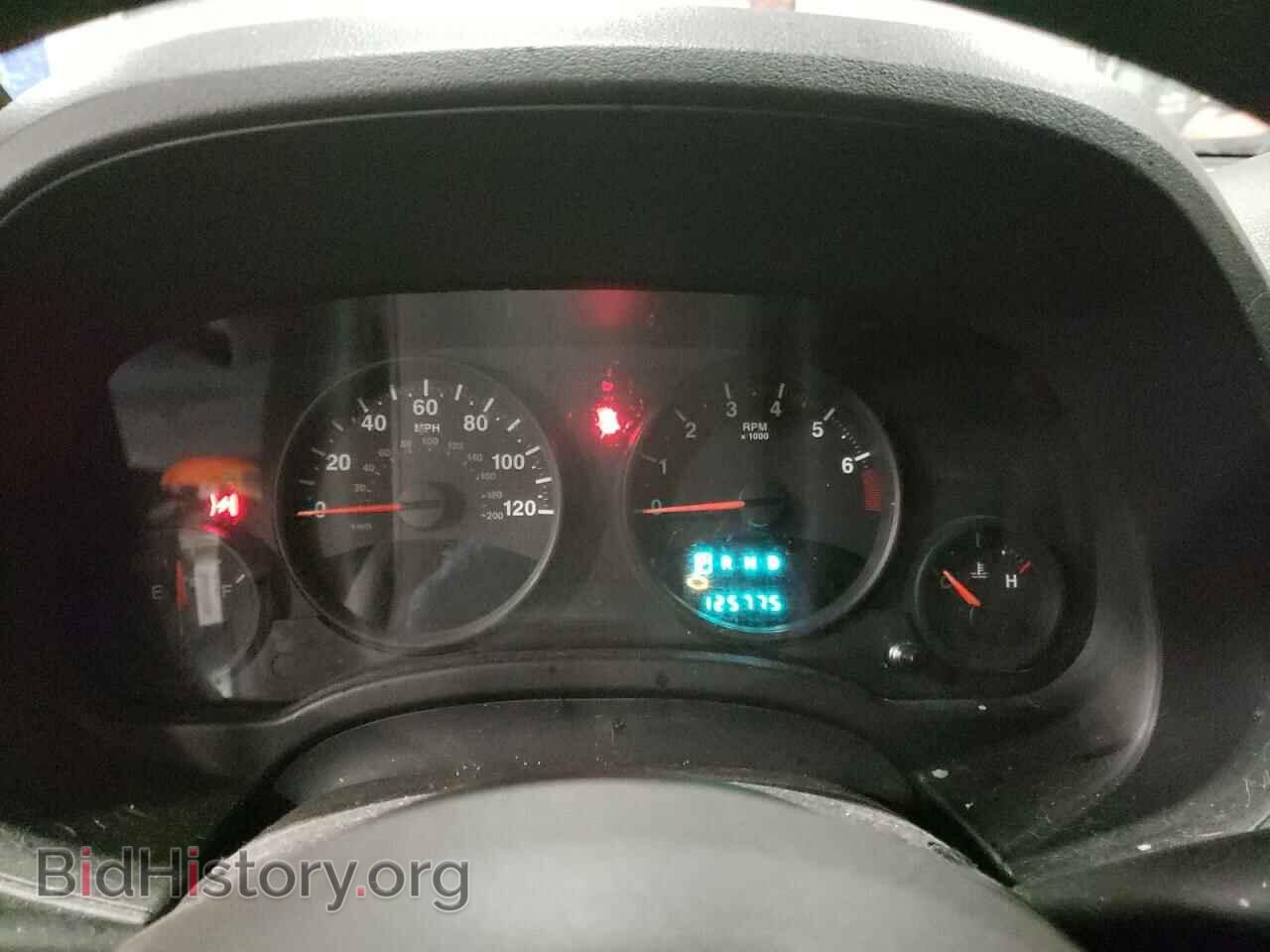 2011 JEEP COMPASS - VIN: 1J4NF1FB0BD244904 - Photo 9