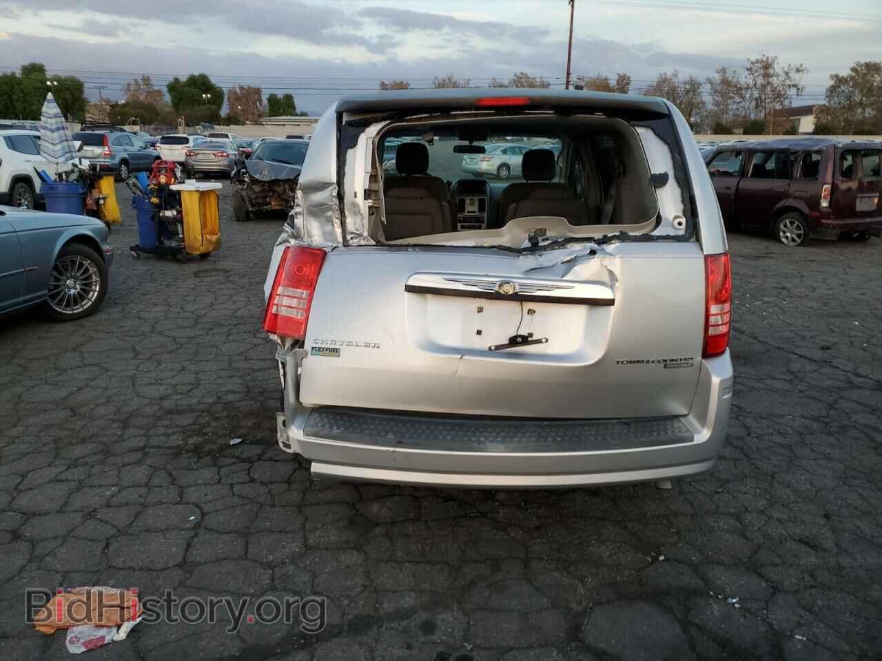 2010 CHRYSLER MINIVAN - VIN: 2A4RR4DE9AR141337 - Фото 6