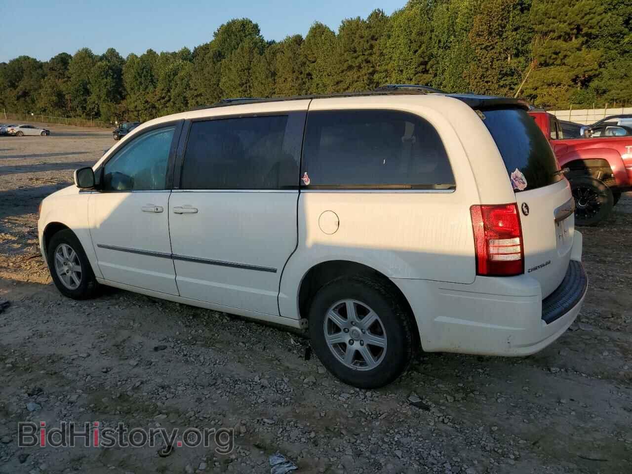 2010 CHRYSLER MINIVAN - VIN: 2A4RR5D18AR193996 - Фото 2