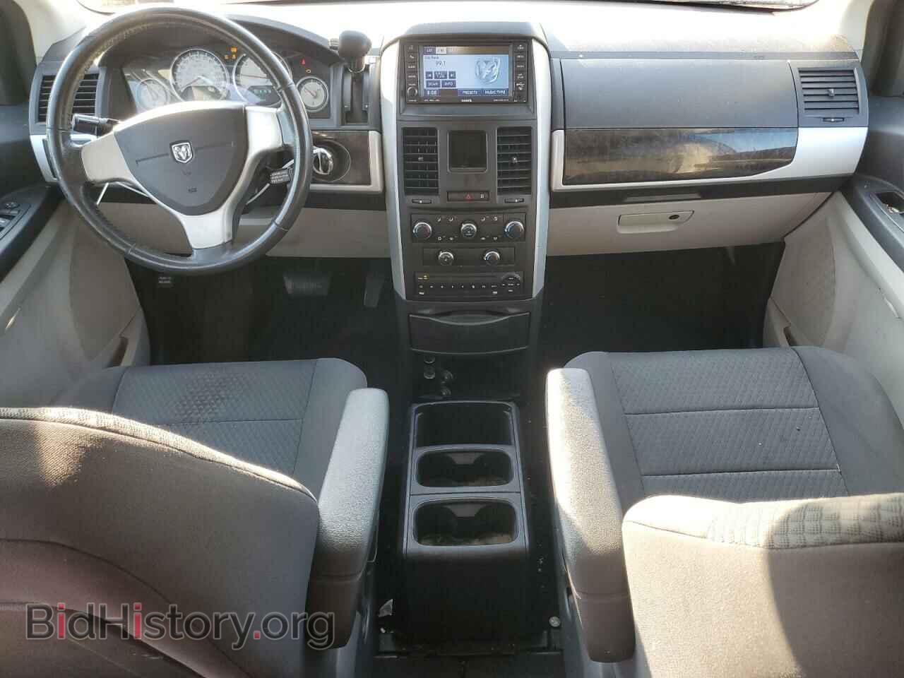2010 DODGE CARAVAN - VIN: 2D4RN5DX6AR290218 - Фото 8