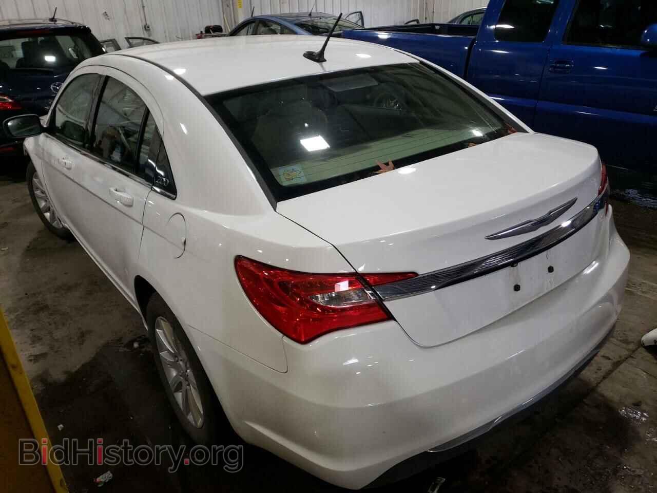 2012 CHRYSLER 200 - VIN: 1C3CCBBG0CN107961 - Фото 3