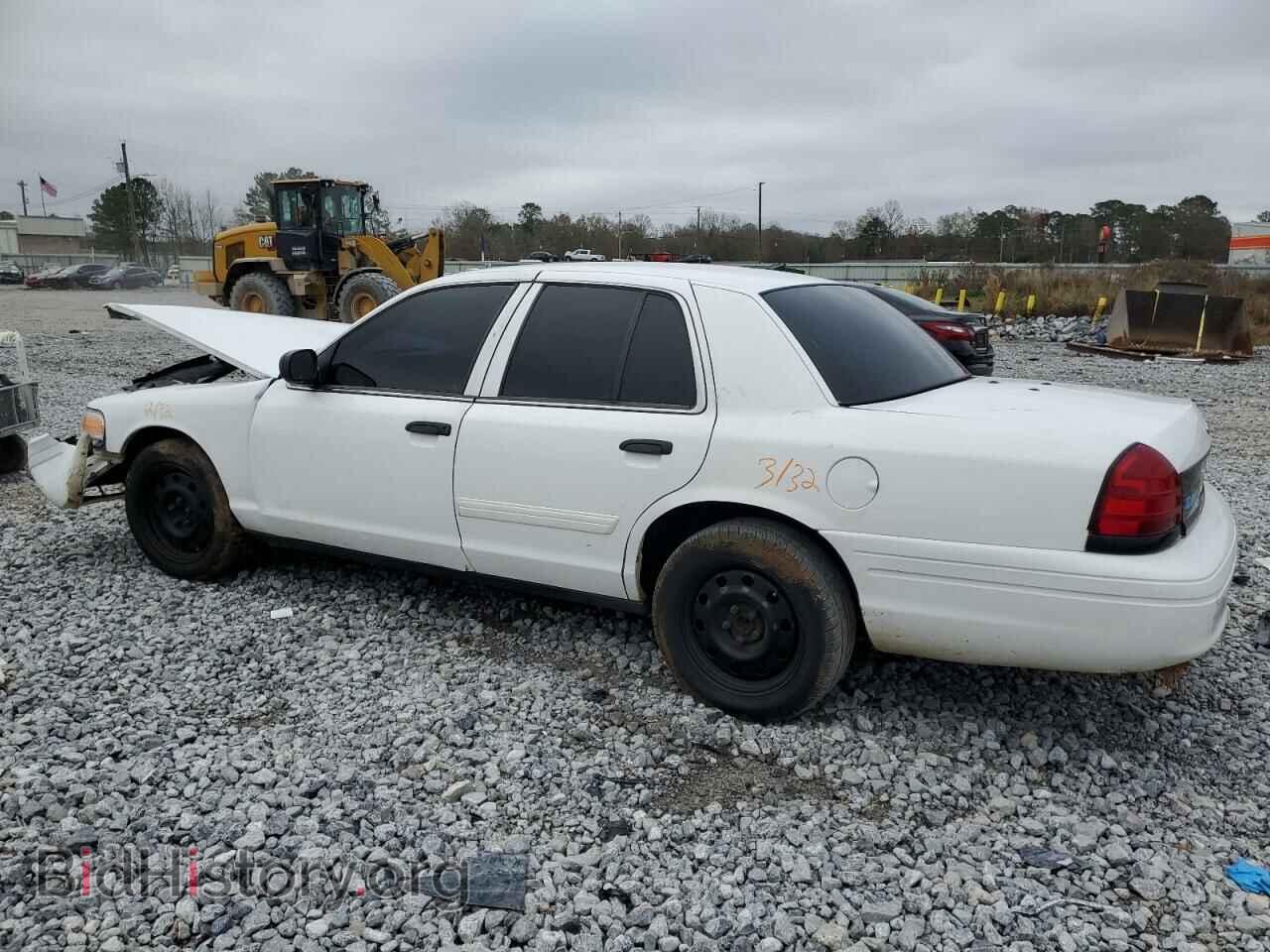 2011 FORD CROWN VIC - VIN: 2FABP7BV7BX167231 - Фото 2