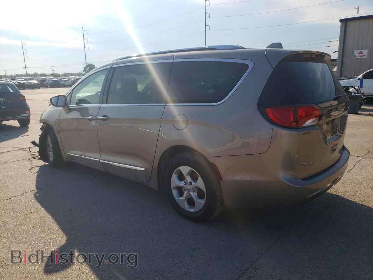 2017 CHRYSLER PACIFICA - VIN: 2C4RC1EG2HR537187 - Photo 2