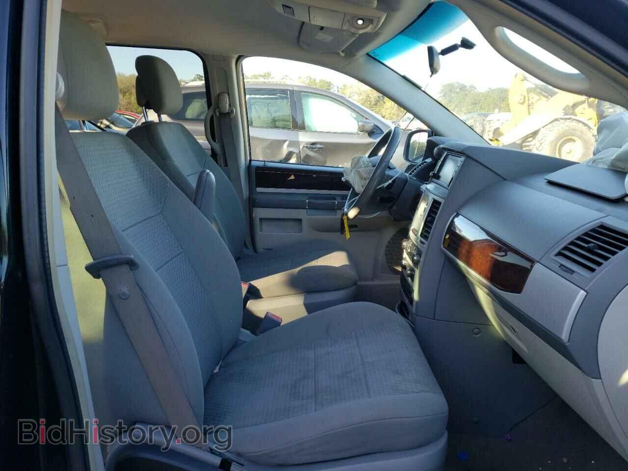 2010 CHRYSLER MINIVAN - VIN: 2A4RR5D11AR310625 - Фото 5