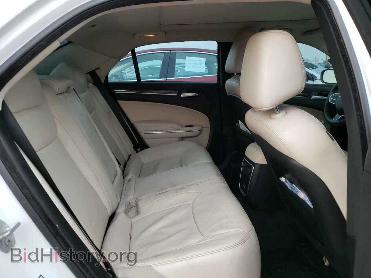 2017 CHRYSLER 300 - VIN: 2C3CCAAG7HH570448 - Фото 6