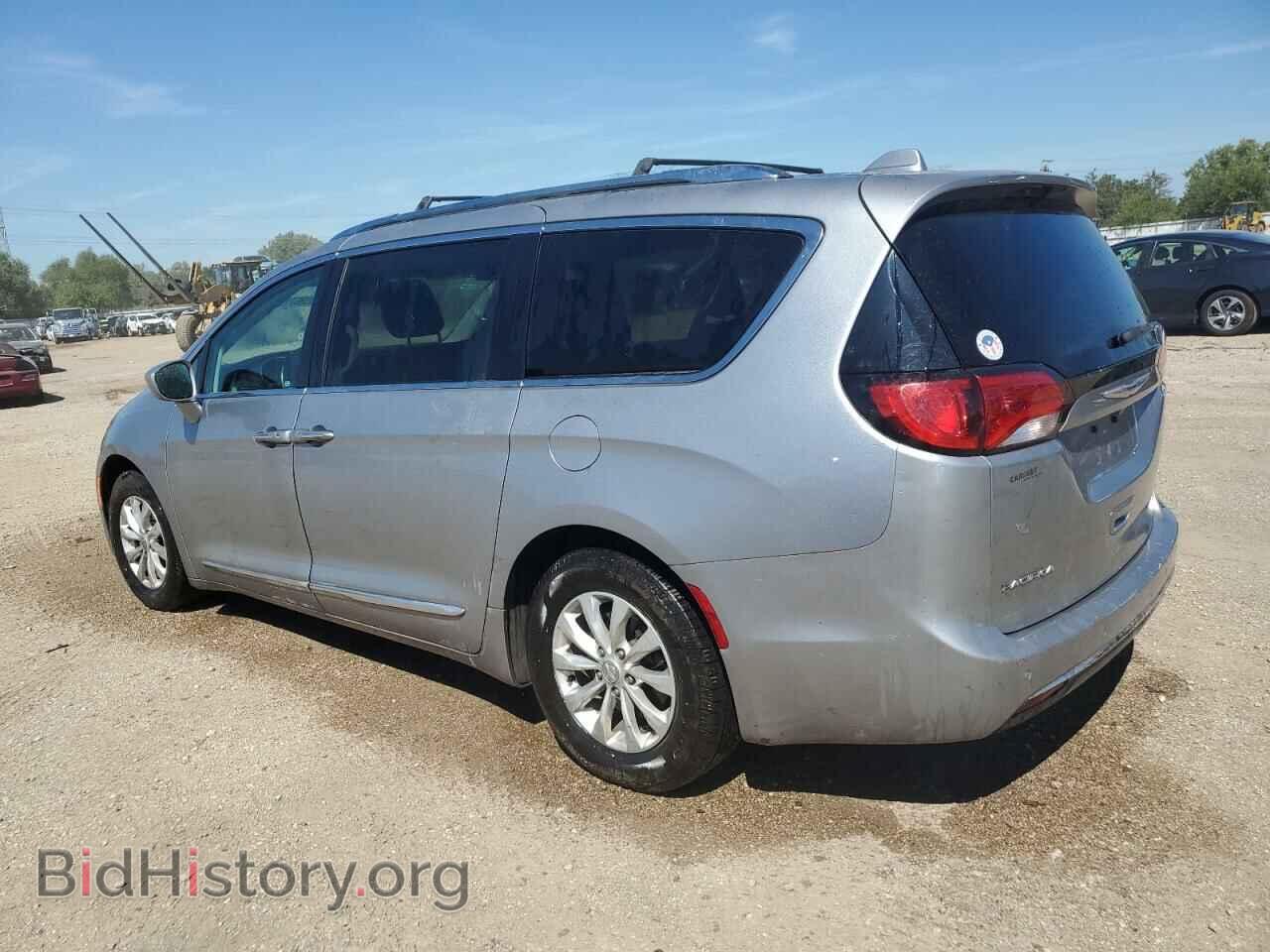 2019 CHRYSLER PACIFICA - VIN: 2C4RC1BG6KR555302 - Photo 2