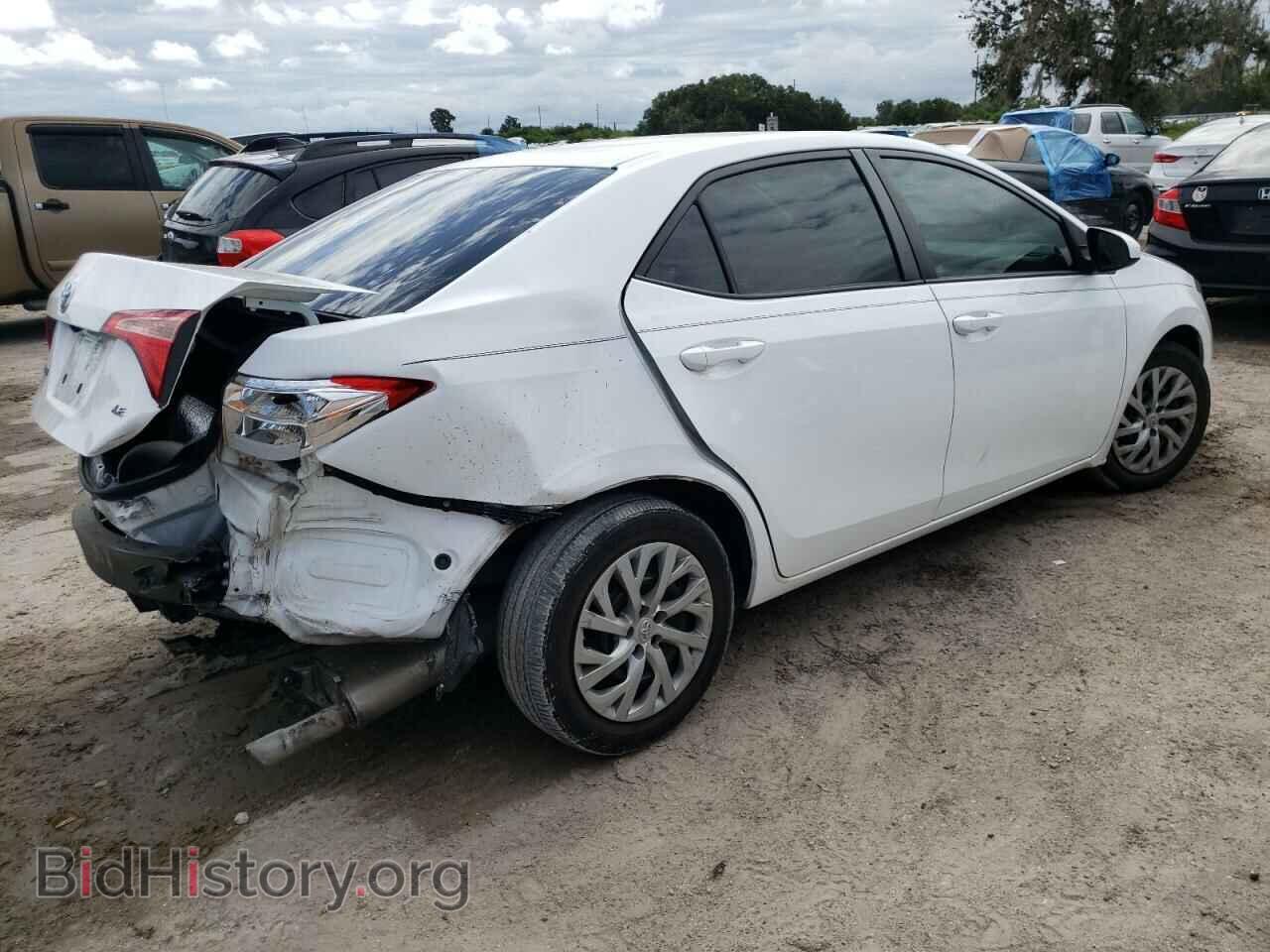 2017 TOYOTA COROLLA - VIN: 2T1BURHE2HC890231 - Фото 3