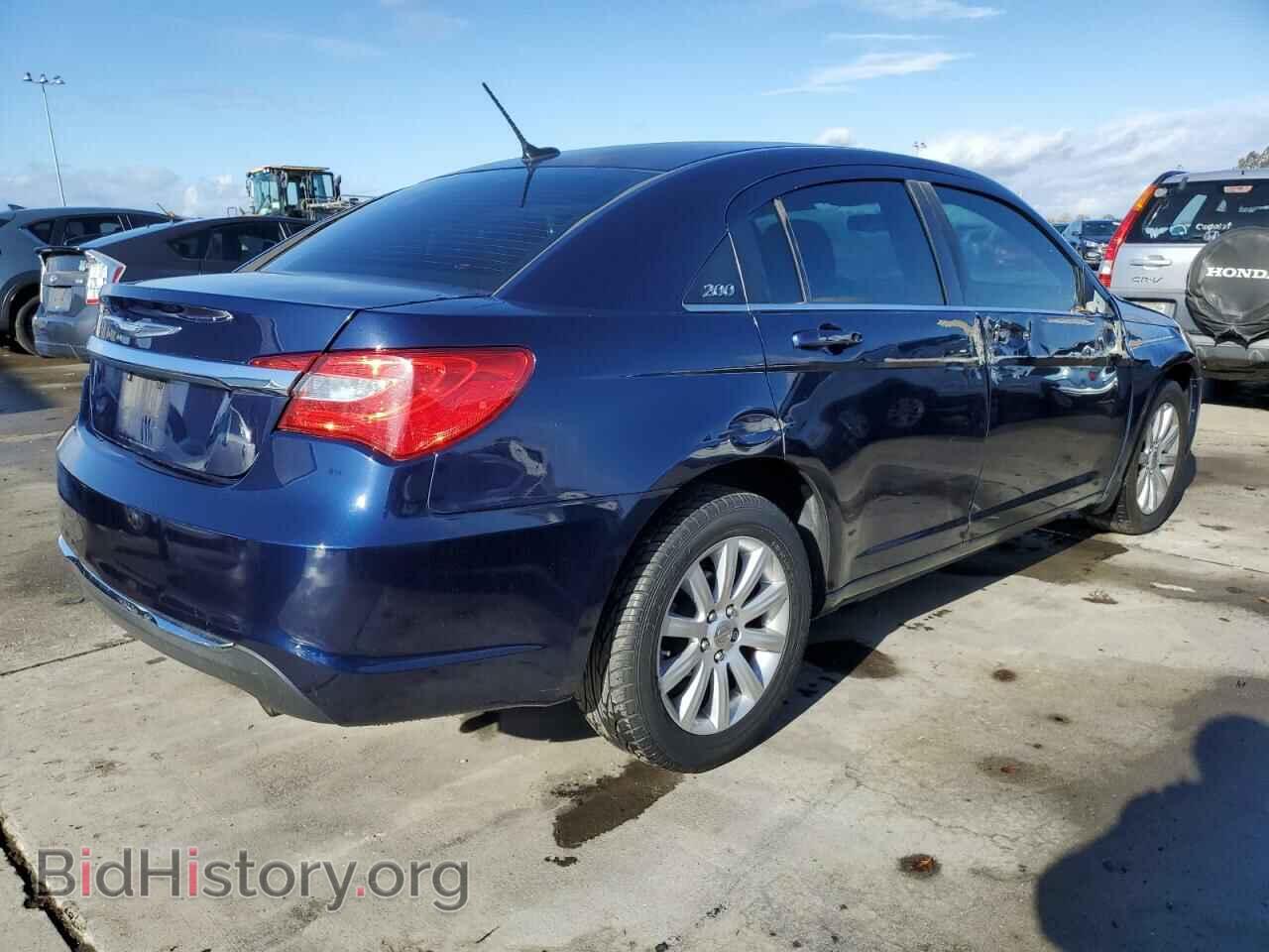 2013 CHRYSLER 200 - VIN: 1C3CCBBB1DN571282 - Фото 3