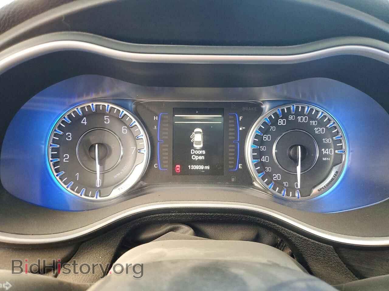 2015 CHRYSLER 200 - VIN: 1C3CCCAB8FN666982 - Photo 9