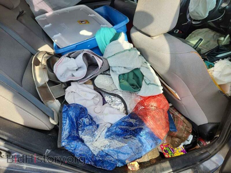 2016 Toyota COROLLA (VIN 5YFBURHE6GP409136) — фото 10 из 13