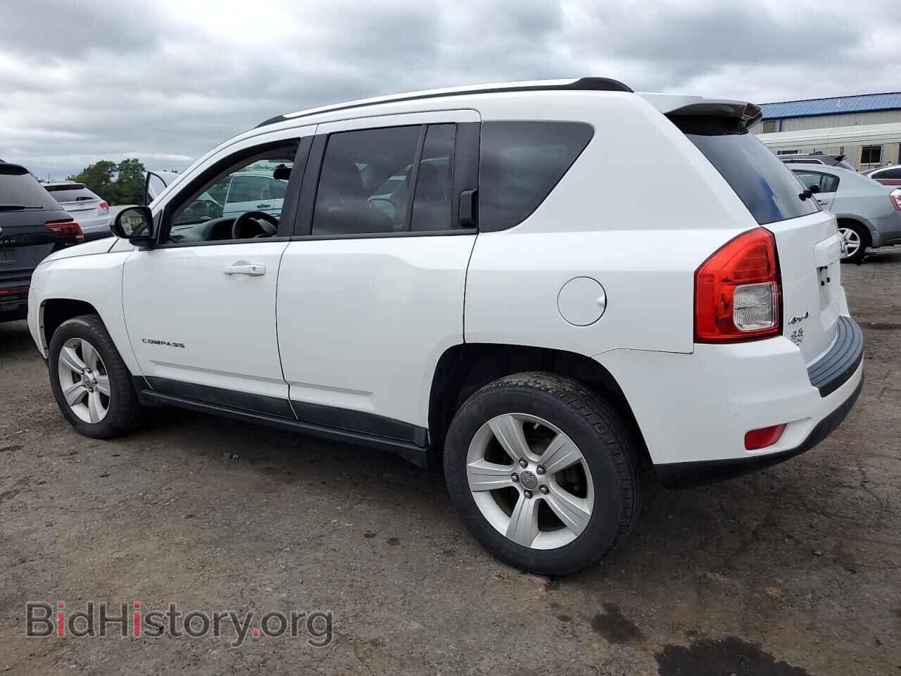 2011 JEEP COMPASS - VIN: 1J4NF1FB2BD215582 - Фото 2