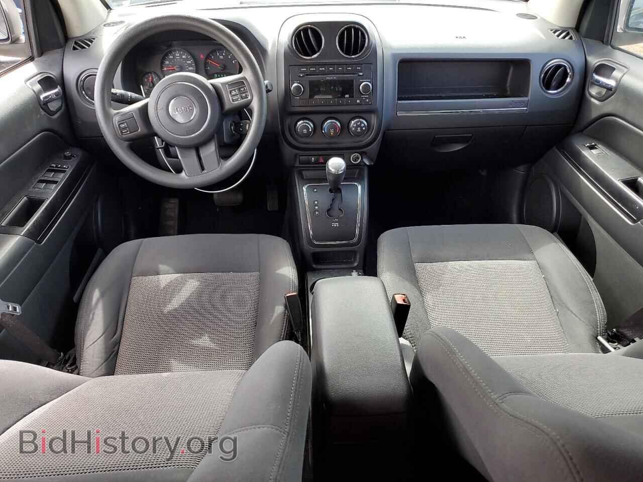 2011 JEEP COMPASS - VIN: 1J4NF1FB2BD215582 - Фото 8