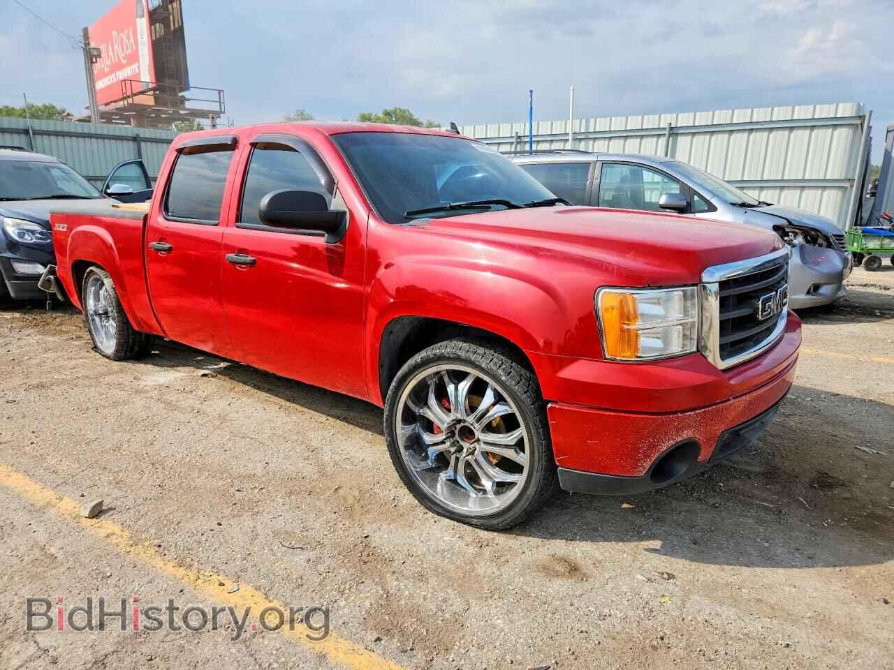 2007 GMC SIERRA (VIN 2GTEC13C371578228) — фото 4 из 14