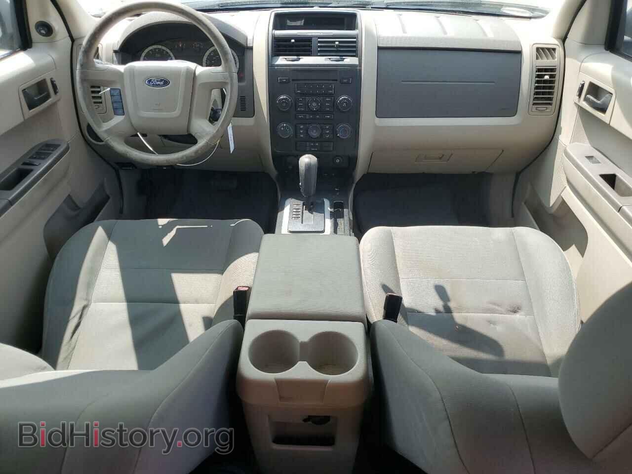 2011 FORD ESCAPE - VIN: 1FMCU0C74BKA66113 - Фото 8