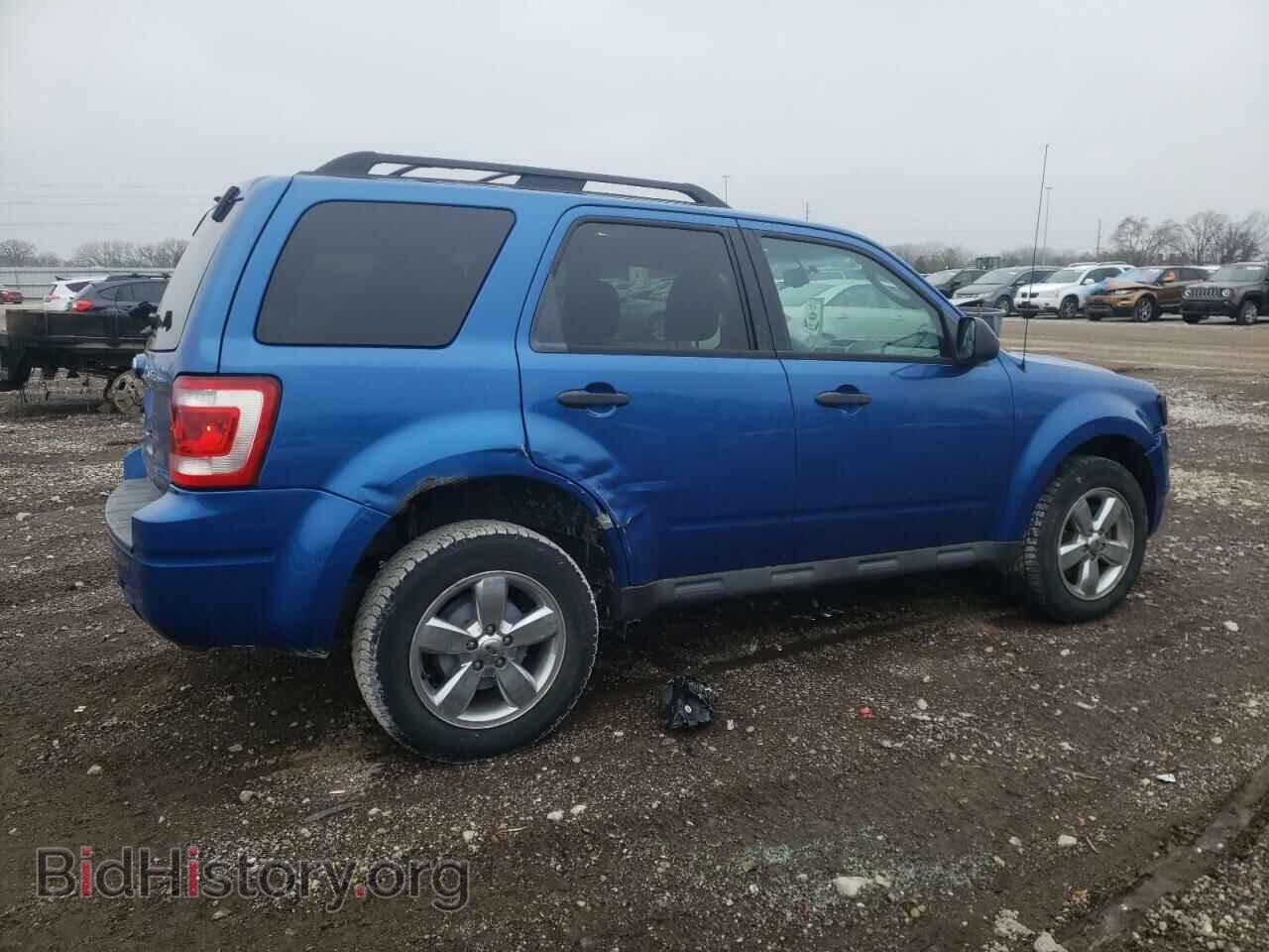 2011 FORD ESCAPE - VIN: 1FMCU0D71BKA98211 - Фото 3