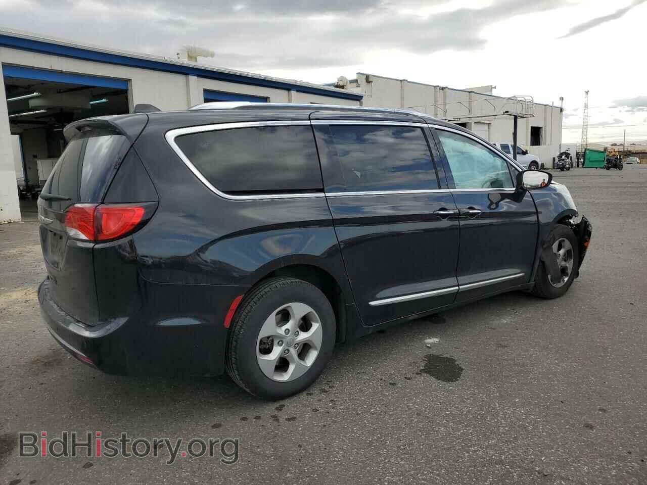 2017 CHRYSLER PACIFICA - VIN: 2C4RC1EG0HR756973 - Photo 3