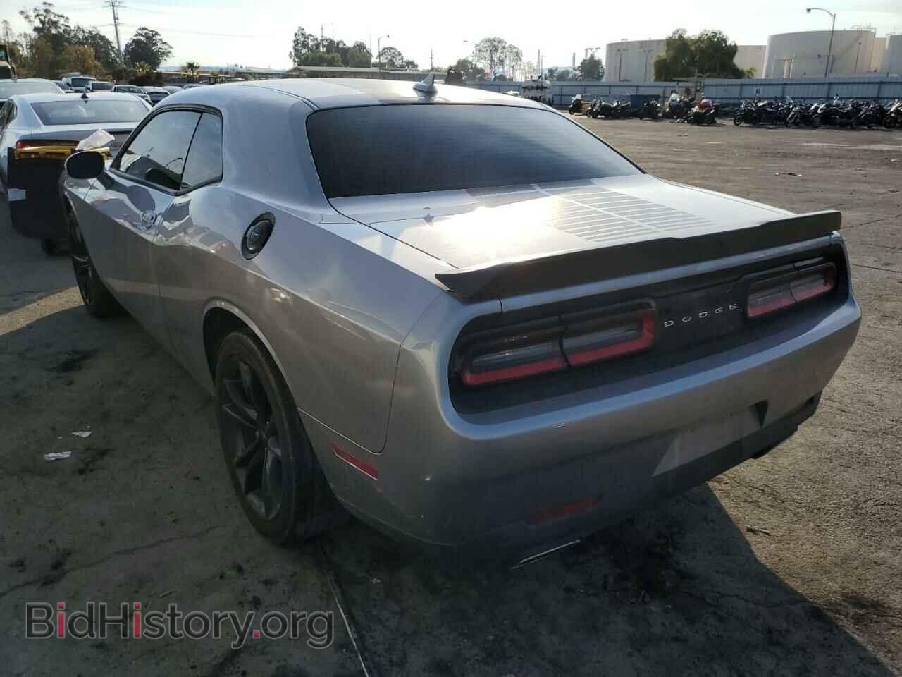 2018 DODGE CHALLENGER - VIN: 2C3CDZAG2JH161775 - Фото 2