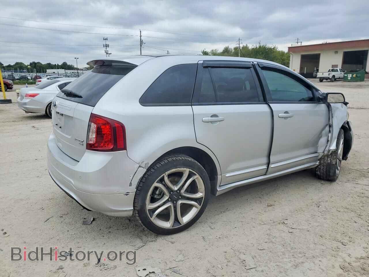 2011 Ford EDGE (VIN 2FMDK4AKXBBB59656) — photo 3 of 15