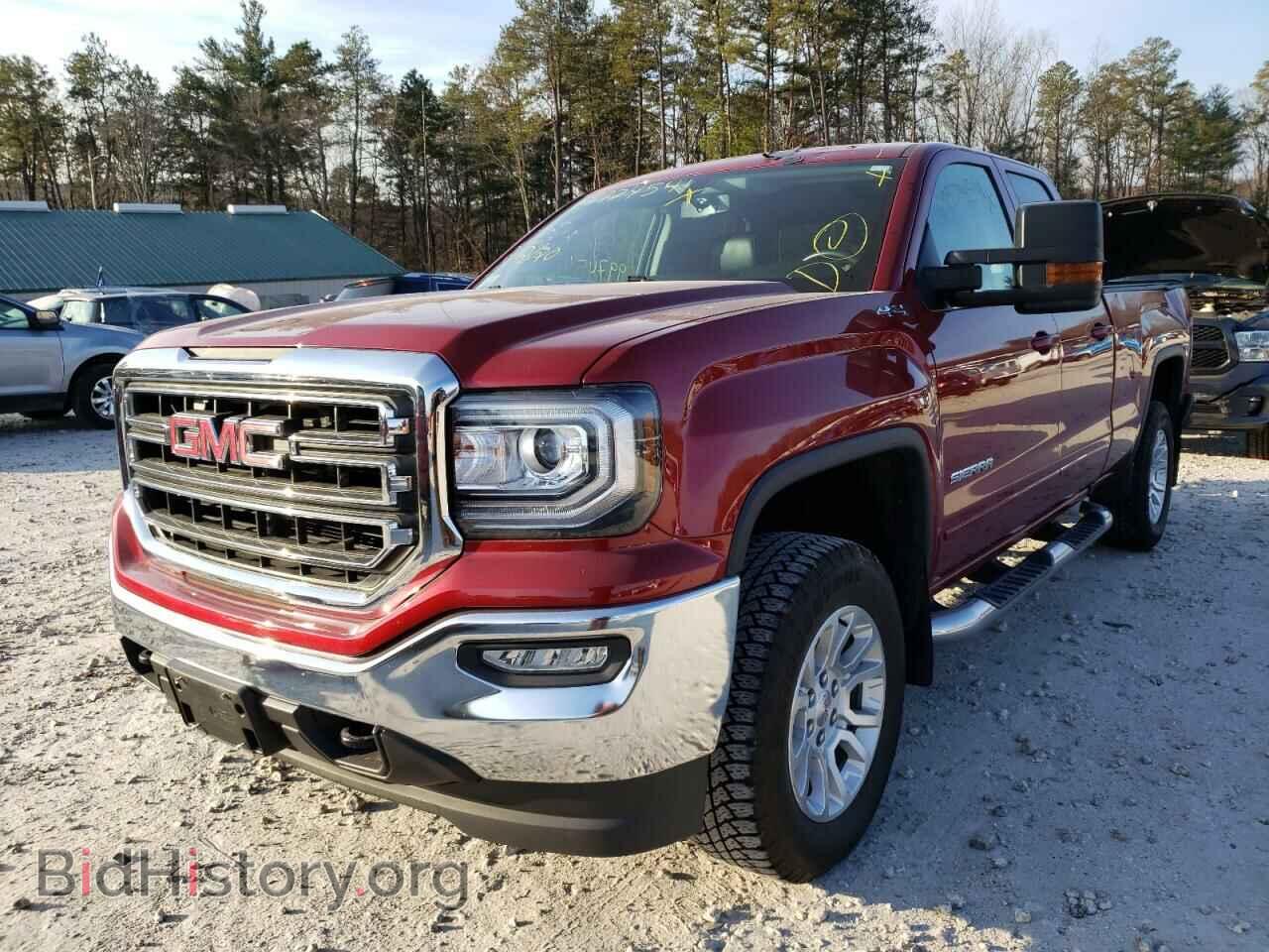 2018 GMC SIERRA - VIN: 1GTV2MECXJZ339727 - Photo 2