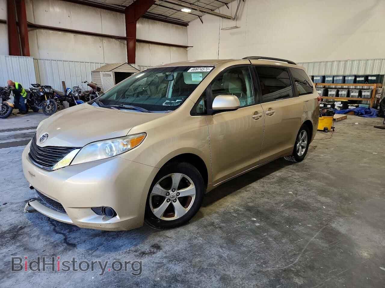 Фотография 5TDKK3DC0BS006616 - TOYOTA SIENNA 2011
