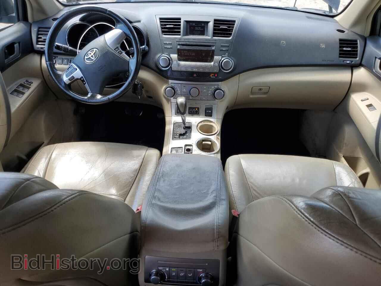 2011 TOYOTA HIGHLANDER - VIN: 5TDBK3EH5BS074534 - Фото 8