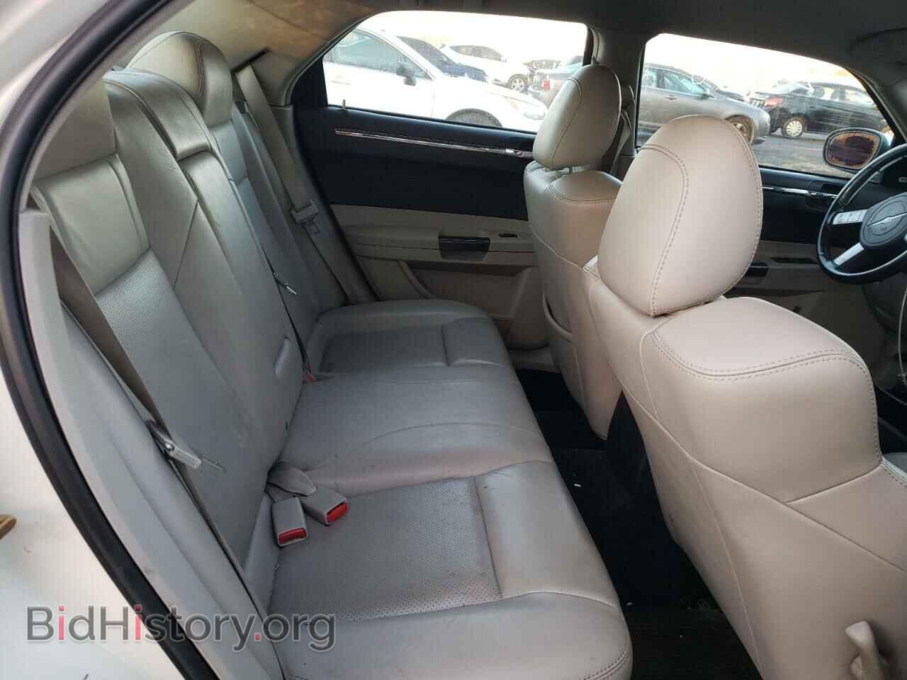 2006 CHRYSLER 300 - VIN: 2C3KA63H76H426741 - Фото 6