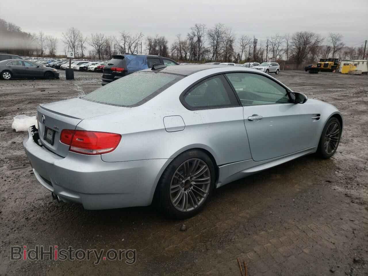 2008 BMW M3 - VIN: WBSWD93508PY39930 - Фото 3