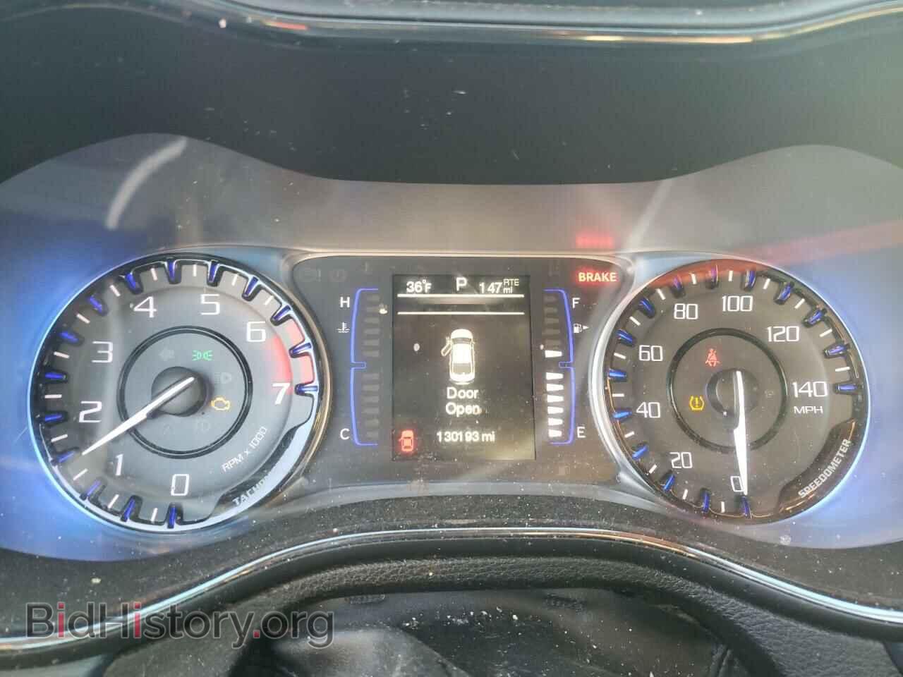 2015 CHRYSLER 200 - VIN: 1C3CCCBB1FN570612 - Фото 9