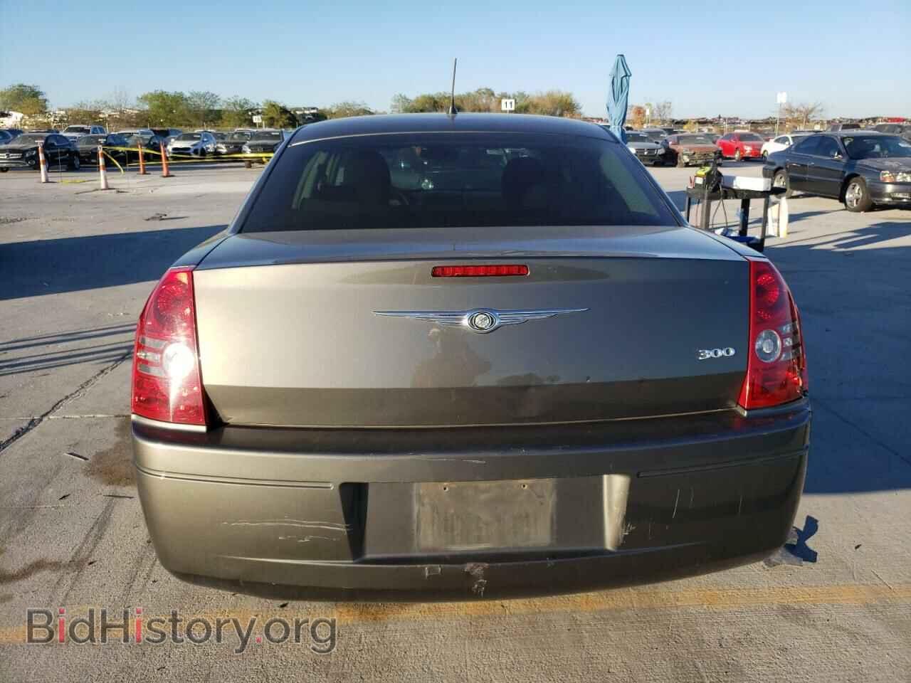 2008 CHRYSLER 300 - VIN: 2C3KA43R18H141663 - Фото 6