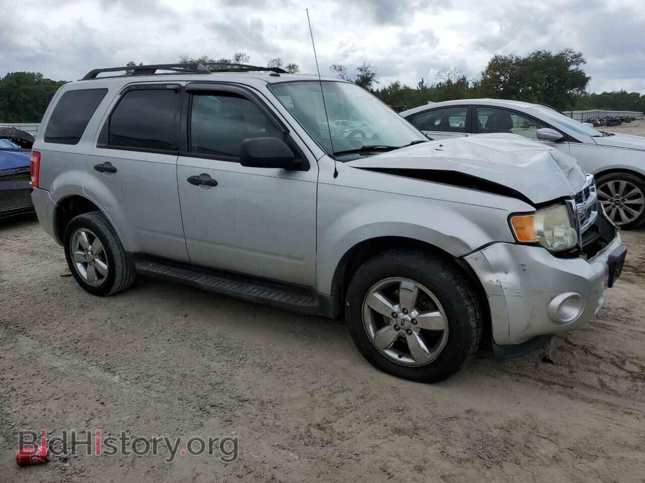 2011 FORD ESCAPE - VIN: 1FMCU0DG2BKA47056 - Photo 4