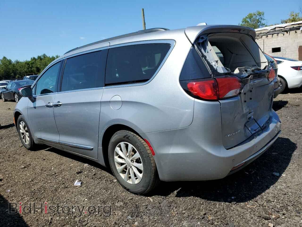 2017 CHRYSLER PACIFICA - VIN: 2C4RC1BG9HR532802 - Фото 2