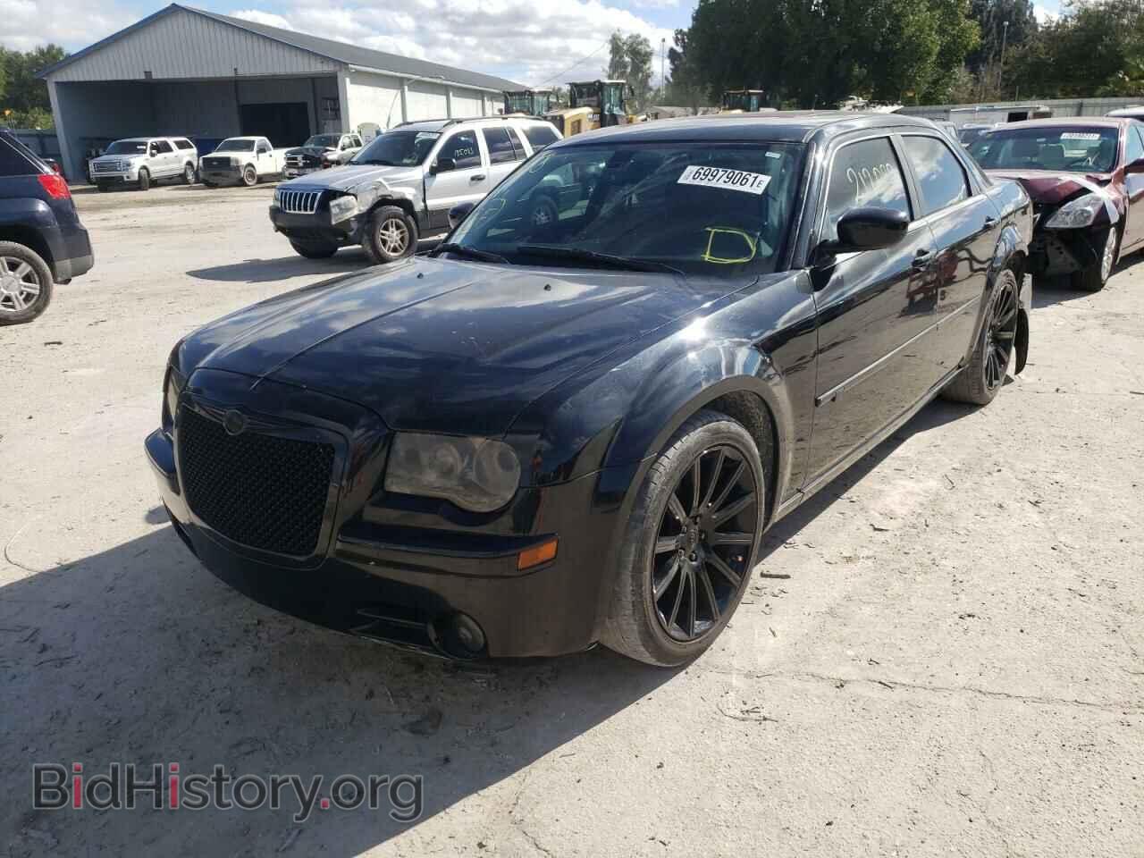 2008 CHRYSLER 300 - VIN: 2C3LA63H08H282943 - Фото 2